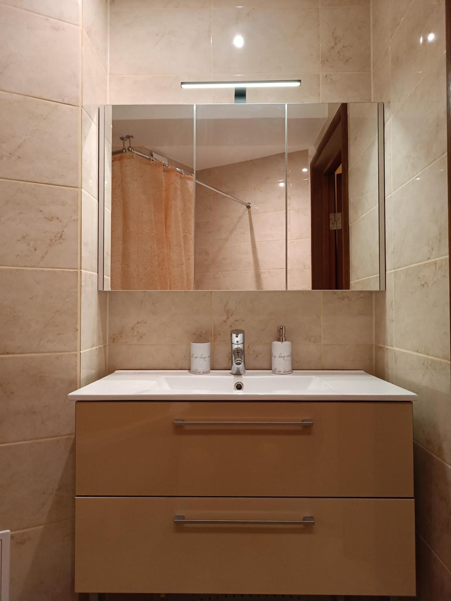 Quiet Dzelzavas Street Apartment Ryga Zewnętrze zdjęcie
