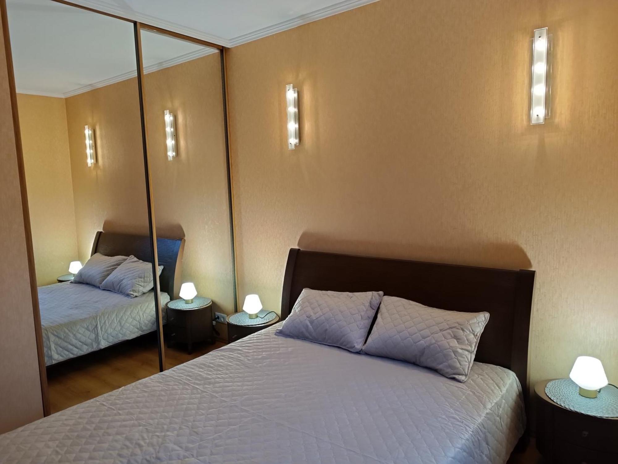 Quiet Dzelzavas Street Apartment Ryga Zewnętrze zdjęcie