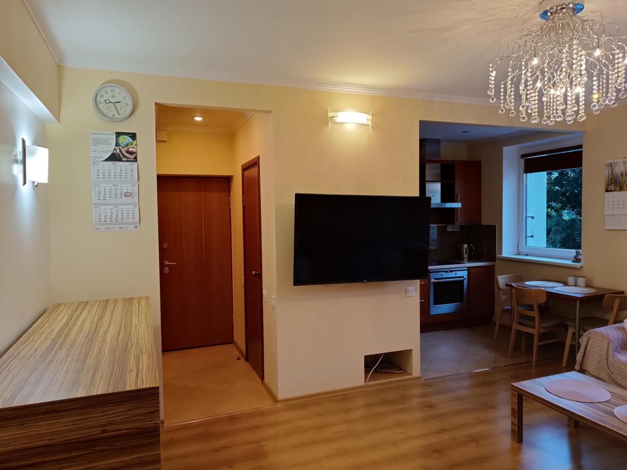 Quiet Dzelzavas Street Apartment Ryga Zewnętrze zdjęcie