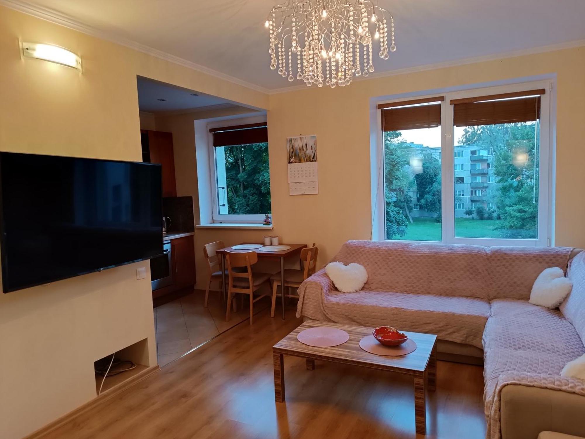 Quiet Dzelzavas Street Apartment Ryga Zewnętrze zdjęcie